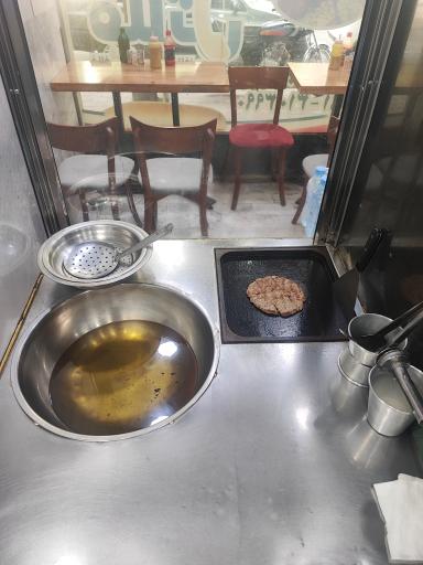 عکس فست فود فِلاتِل 