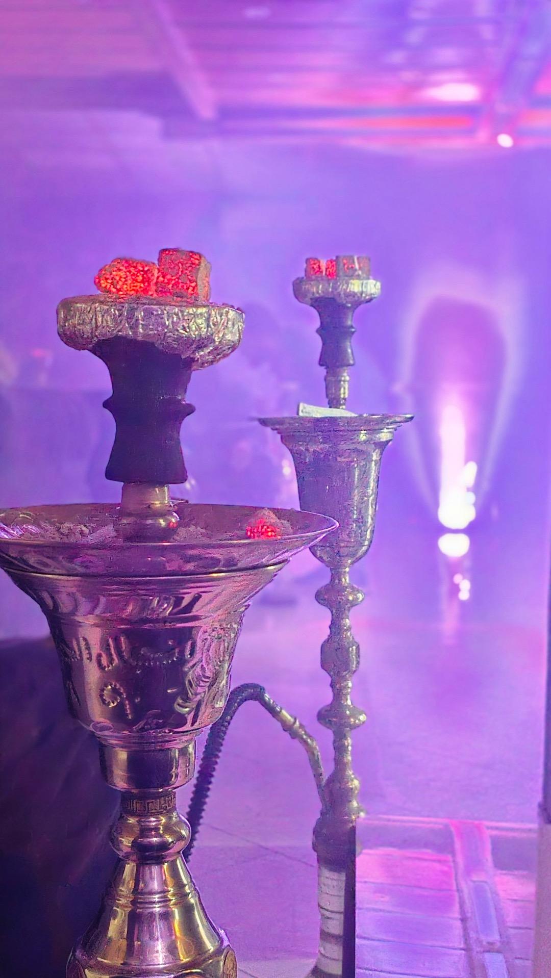 عکس کافه دوپامین