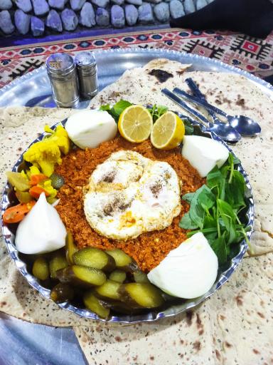 عکس چای سرای بلوط