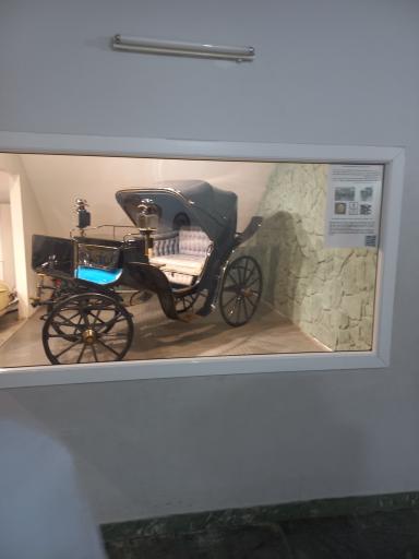 عکس مجموعه پذیرایی سعدآباد (رستوران سفره خانه تالار کافی شاپ)