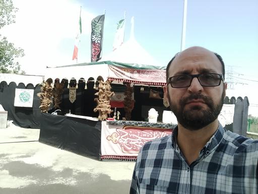 عکس تپه لاله‌ها (مزار شهدای گمنام)