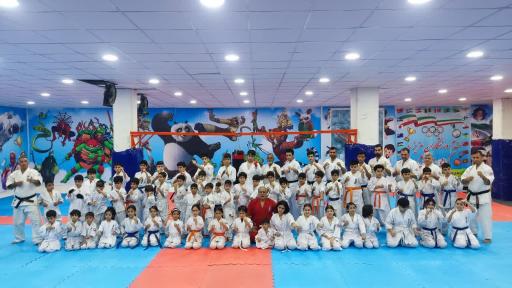 باشگاه رزمی رزم آوران 