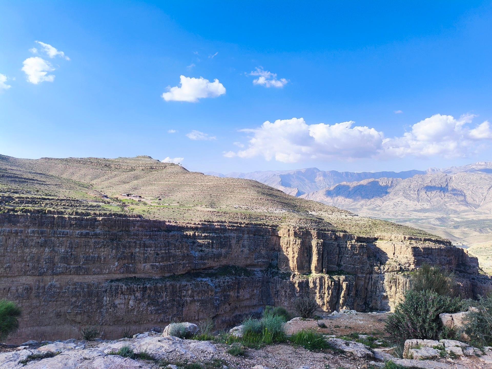 عکس نمای تنگه هایقز