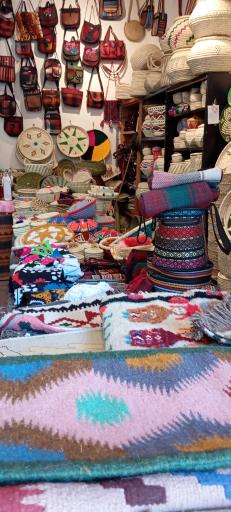 عکس فروشگاه صنایع دستی