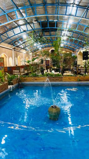 عکس کافی شاپ و فست فود یوکا