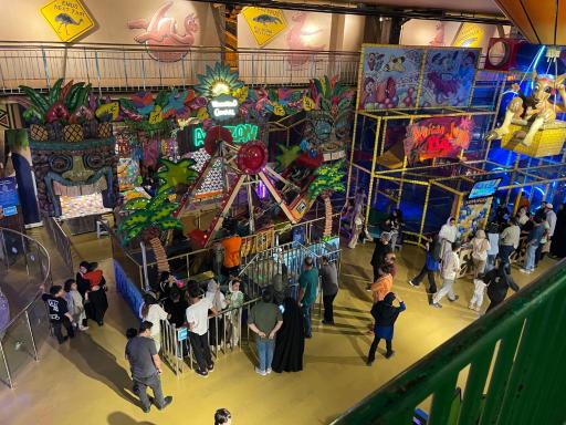 عکس شهربازی سرزمین عجایب