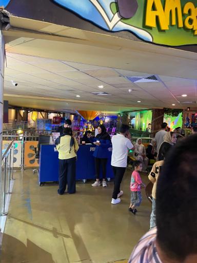 عکس شهربازی سرزمین عجایب