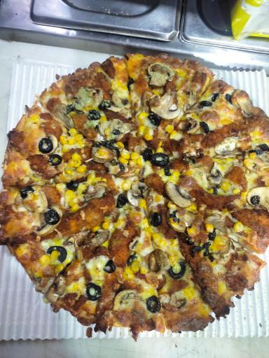 عکس پیتزا امیریه 