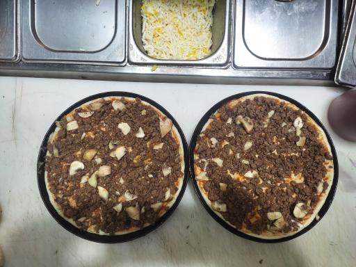 عکس پیتزا امیریه 