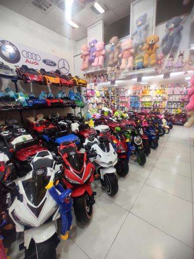 عکس فروشگاه هپی لند (ماشین موتور شارژی و عروسک پولیشی)