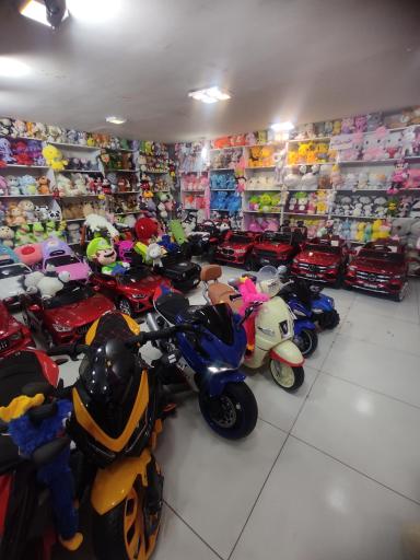 عکس فروشگاه هپی لند (ماشین موتور شارژی و عروسک پولیشی)