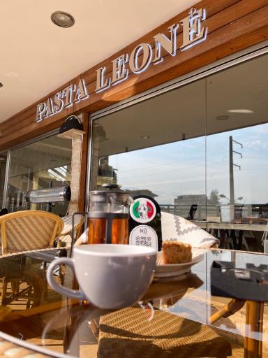 عکس آشپزخانه ایتالیایی پاستا لئون