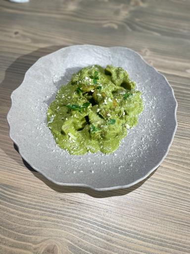 عکس آشپزخانه ایتالیایی پاستا لئون