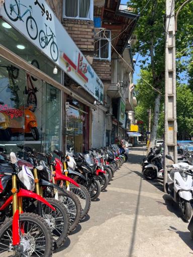 فروشگاه موتورسیکلت و دوچرخه شتاب 