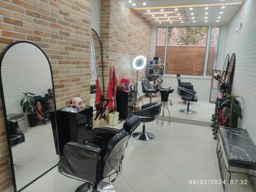 عکس سالن زیبایی رها