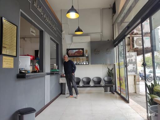 عکس حلیم نیشابوری بامداد