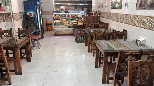 عکس کبابی رستوران جوانه 