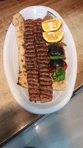 عکس کبابی رستوران جوانه 