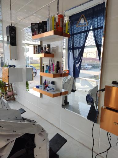 عکس پیرایشگاه مردانه موری