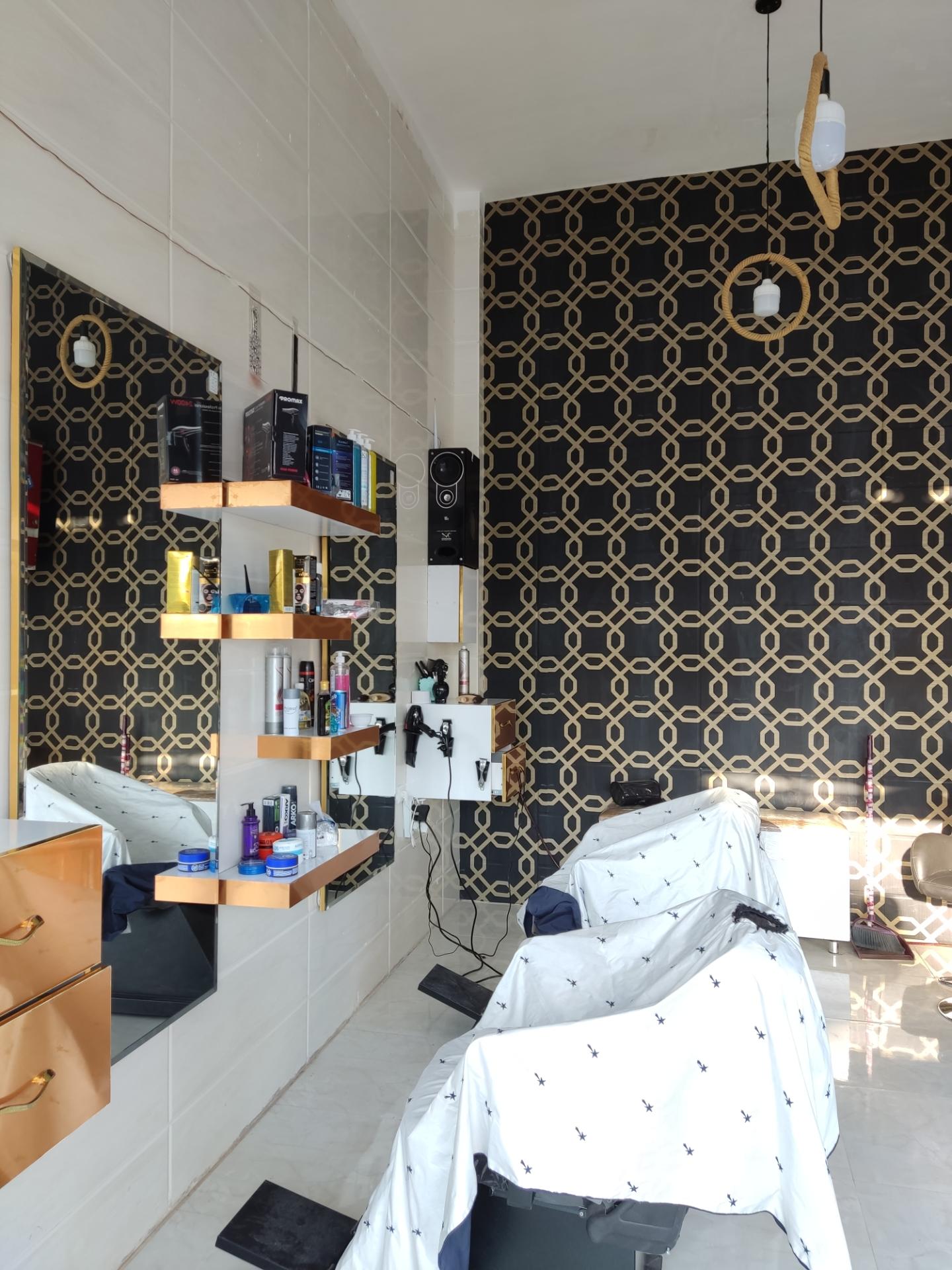 عکس پیرایشگاه مردانه موری