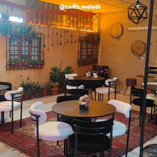 عکس کافه لژ ملودی