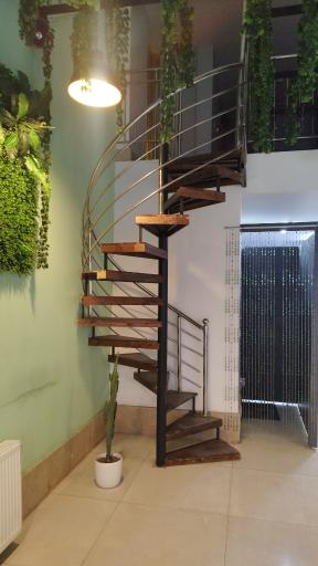 عکس کافه مونارچ