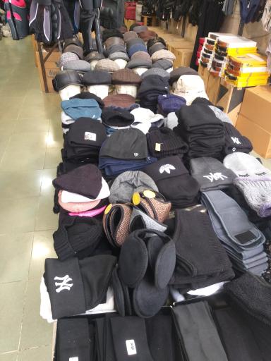 عکس فروشگاه کلاه توسلی