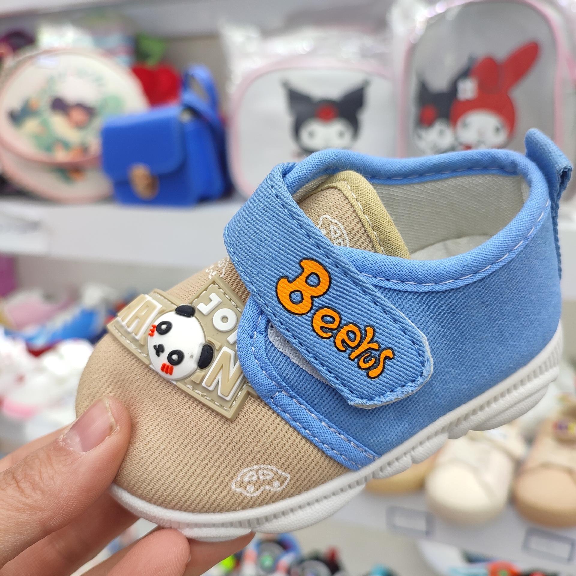 عکس کیف و کفش بچگانه رنگین کمون