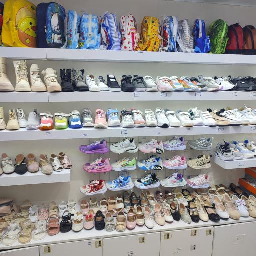 عکس کیف و کفش بچگانه رنگین کمون