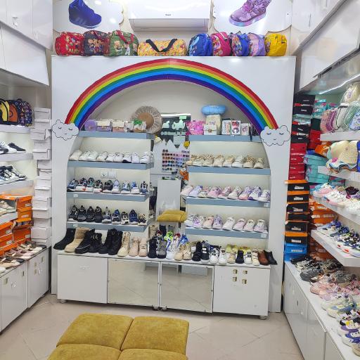 کیف و کفش بچگانه رنگین کمون