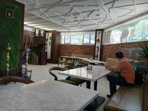 عکس کافه رستوران خورشید خانوم