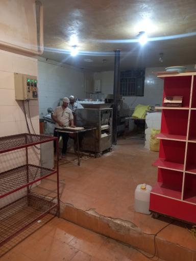 عکس نانوایی برکت