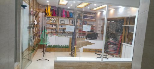 عکس فروشگاه لوازم شکار و ماهیگیری حرفه ای