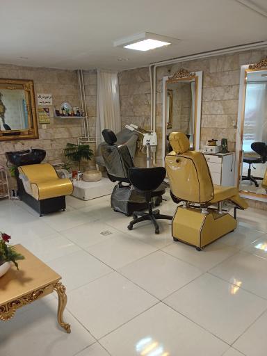 عکس سالن زیبایی آترین 