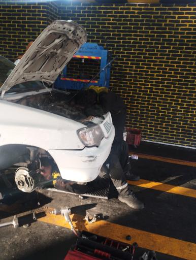 تعمیرگاه و جلوبندی سازی هادی شعبه 1