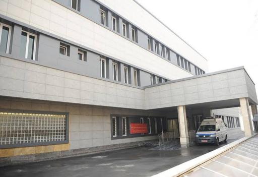 عکس پلی کلینیک آزادی صنعت نفت