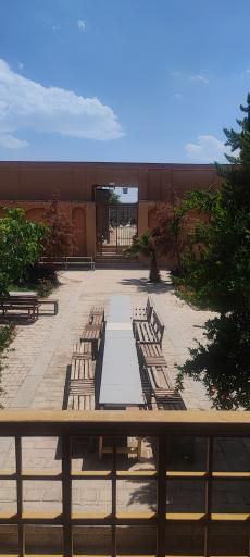 عکس دانشکده صنایع دستی