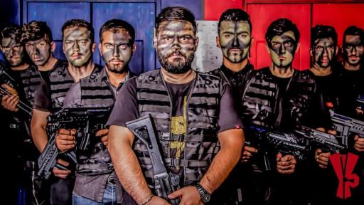 عکس باشگاه لیزر تگ گِرا