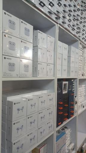 عکس پخش لوازم جانبی موبایل و کامپیوتر عقیق