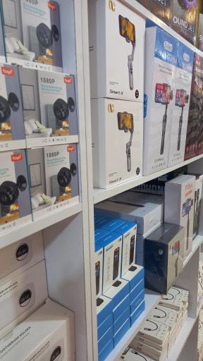 عکس پخش لوازم جانبی موبایل و کامپیوتر عقیق