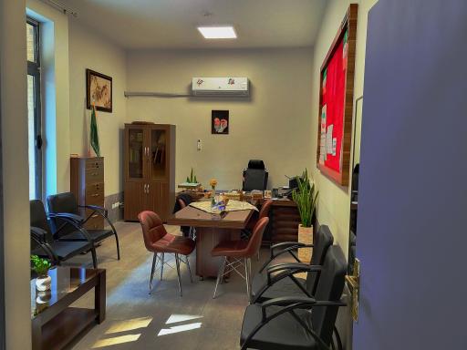 عکس دبیرستان دخترانه دوره اول دولتی بانو همایونی