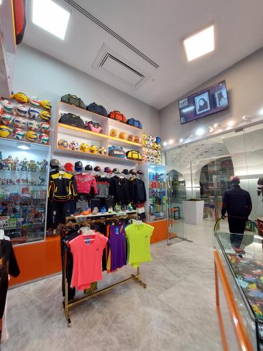 عکس فروشگاه جهان ورزش