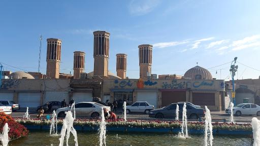 عکس آب انبار بزرگ امیر چخماق