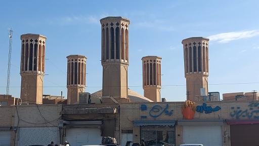 عکس آب انبار بزرگ امیر چخماق