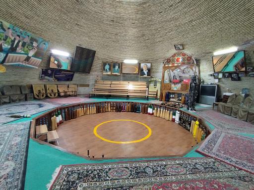 عکس آب انبار بزرگ امیر چخماق