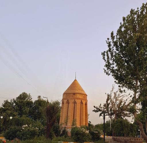 عکس برج رادکان