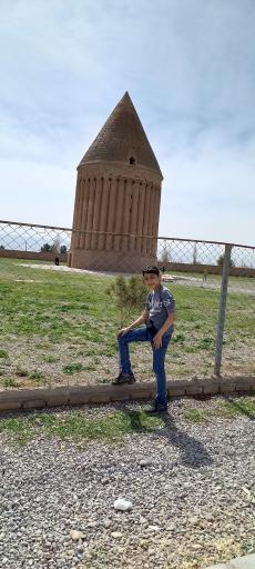 عکس برج رادکان