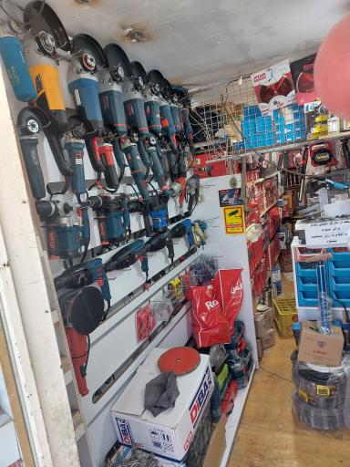 عکس رنگ و ابزار پرچیانی