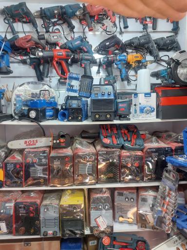 عکس رنگ و ابزار پرچیانی