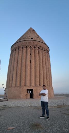 عکس برج رادکان